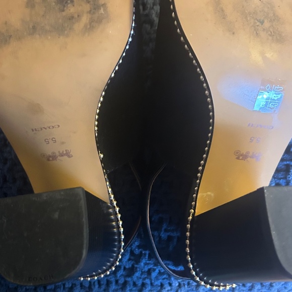 COACH Sandals with gold detail - Picture 3 of 5